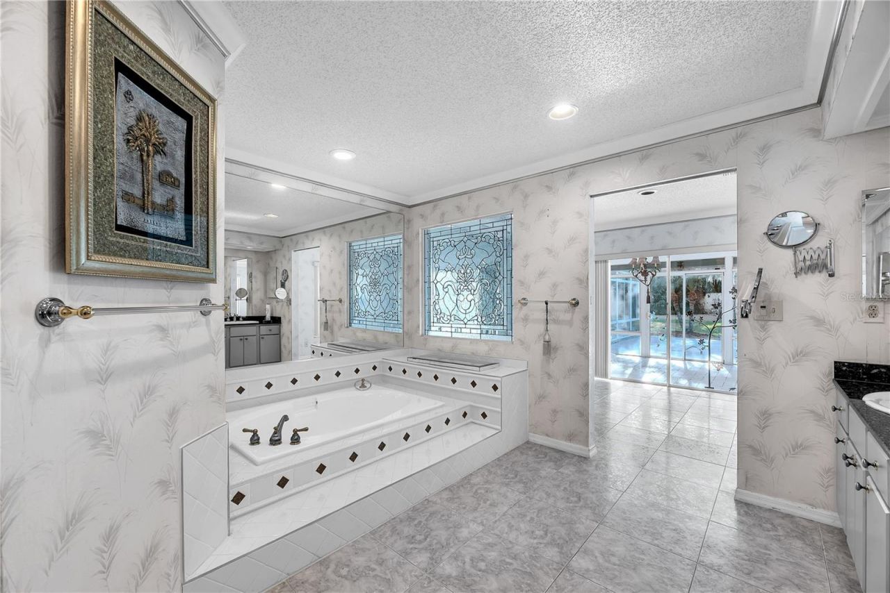 2545 Mason Oaks Drive, Valrico, FL 33596 Photo