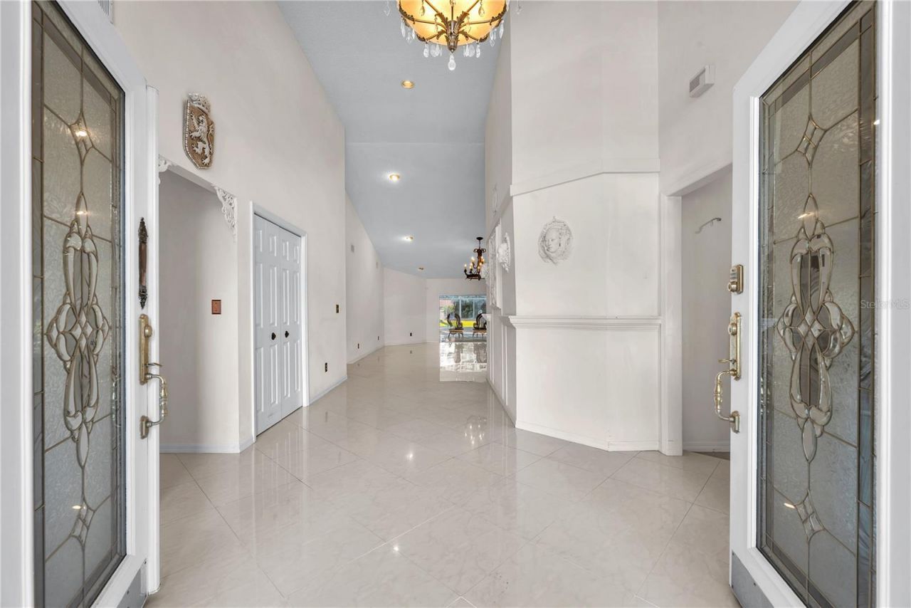 2545 Mason Oaks Drive, Valrico, FL 33596 Photo