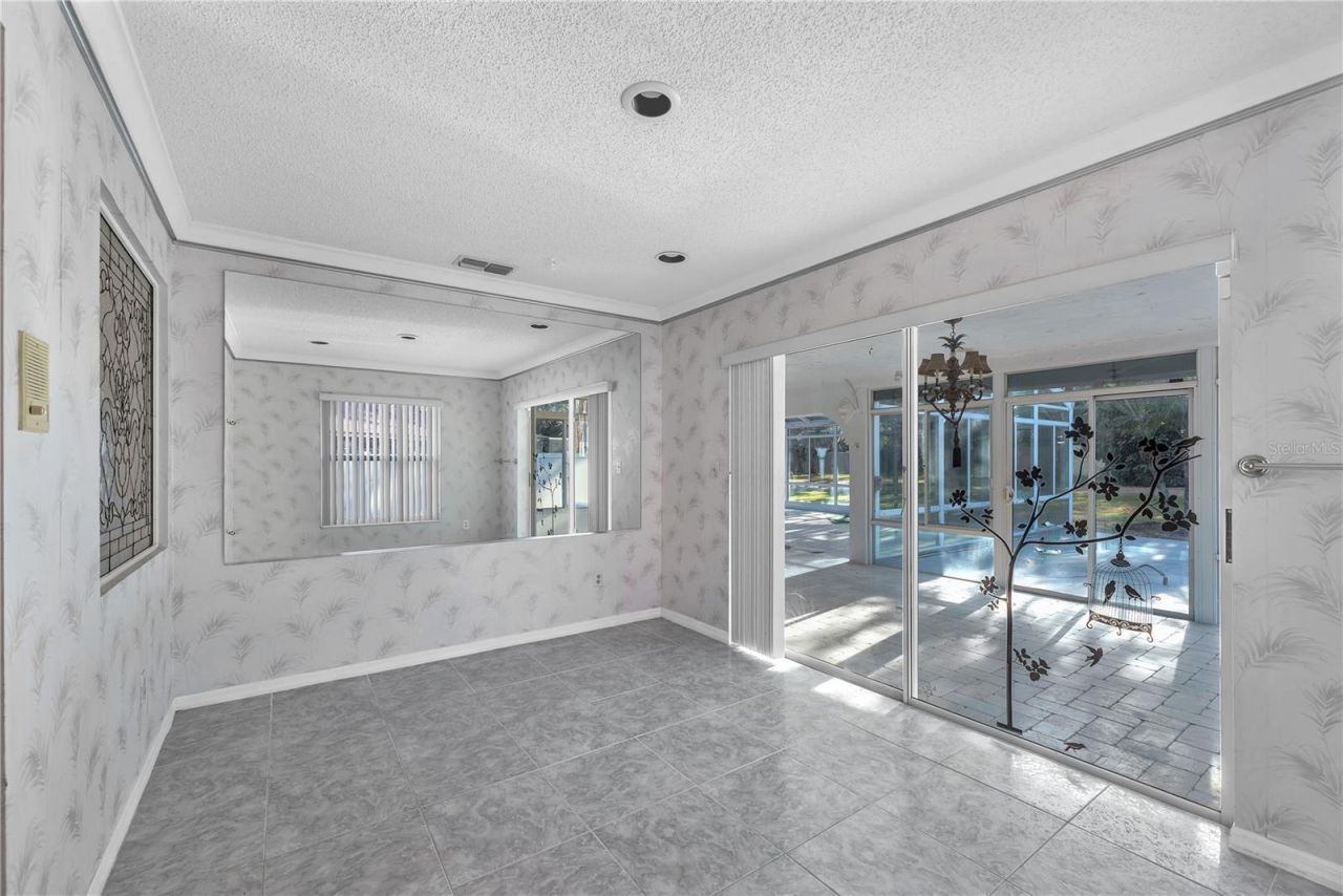 2545 Mason Oaks Drive, Valrico, FL 33596 Photo