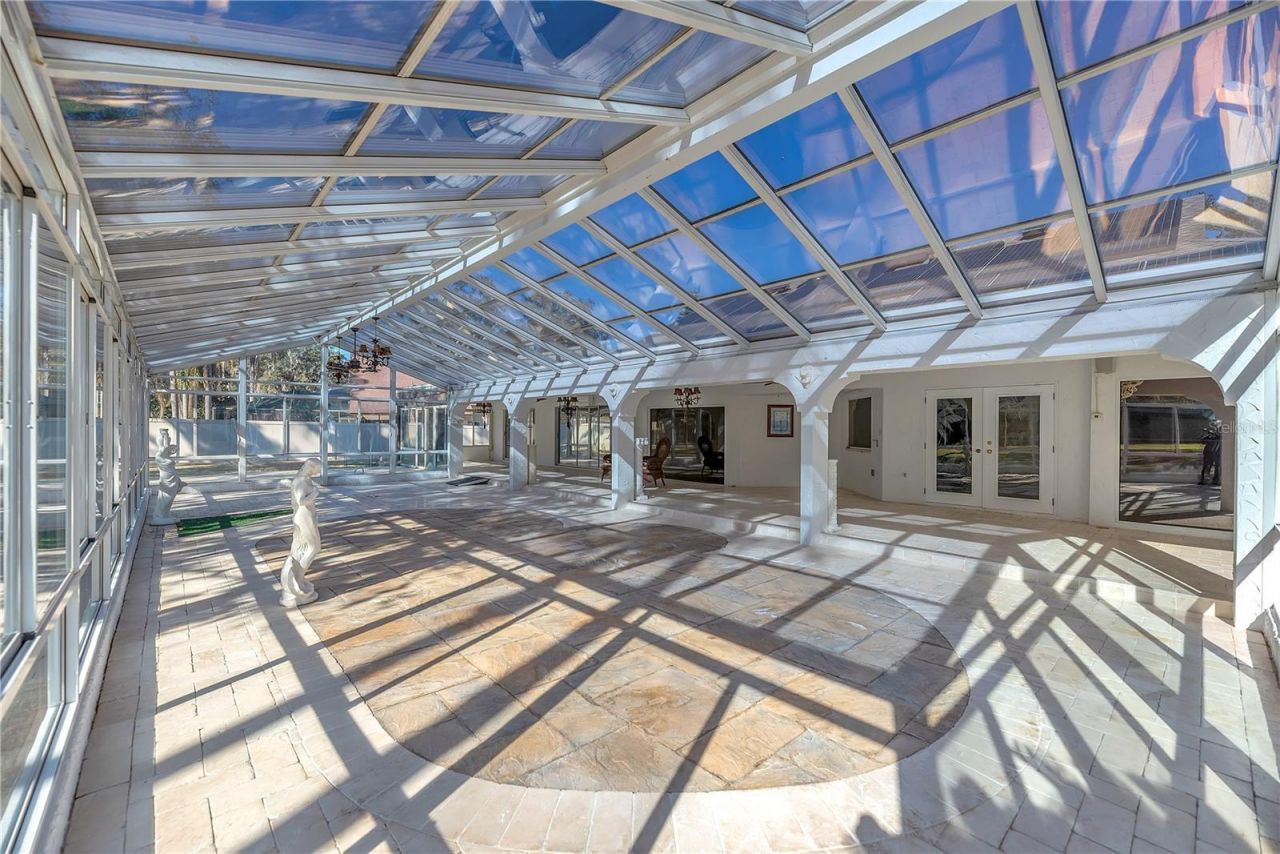 2545 Mason Oaks Drive, Valrico, FL 33596 Photo