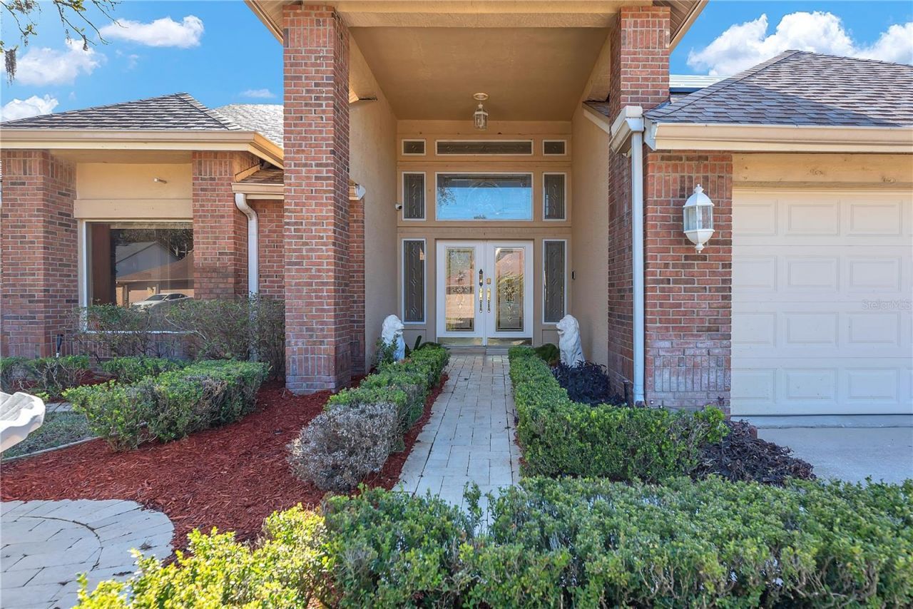 2545 Mason Oaks Drive, Valrico, FL 33596 Photo