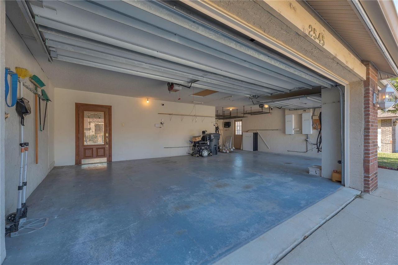 2545 Mason Oaks Drive, Valrico, FL 33596 Photo