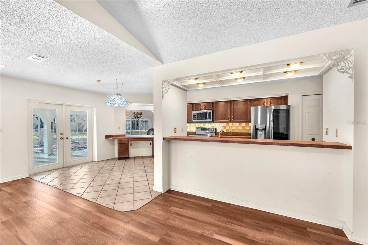 2545 Mason Oaks Drive, Valrico, FL 33596 Photo