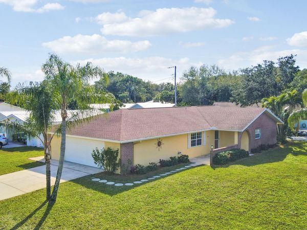 1501 Lance Road, Jupiter, FL 33469