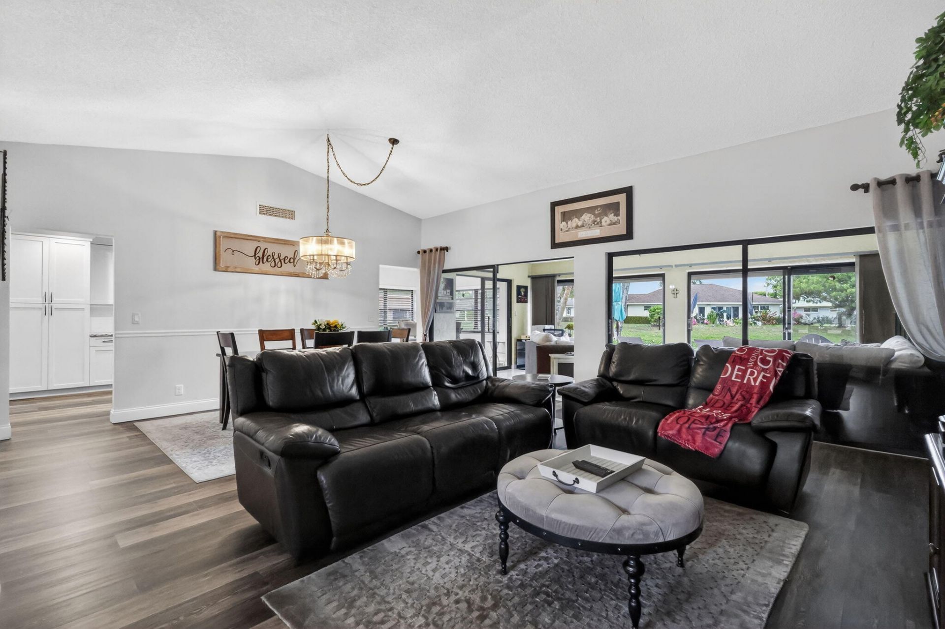 10659 Greentrail Drive S, Boynton Beach, FL 33436 Photo