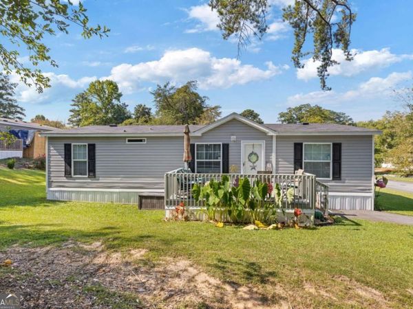 26 E Meadow Lane, Conyers, GA 30012