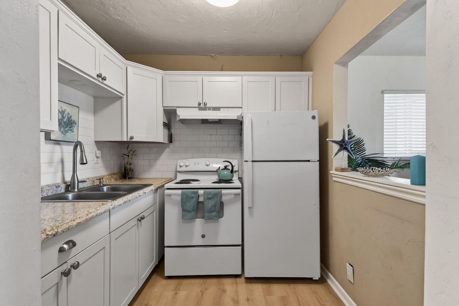 2286 Lake Osborne Drive, Unit Apt. 4, Lake Worth Beach, FL 33461 Photo