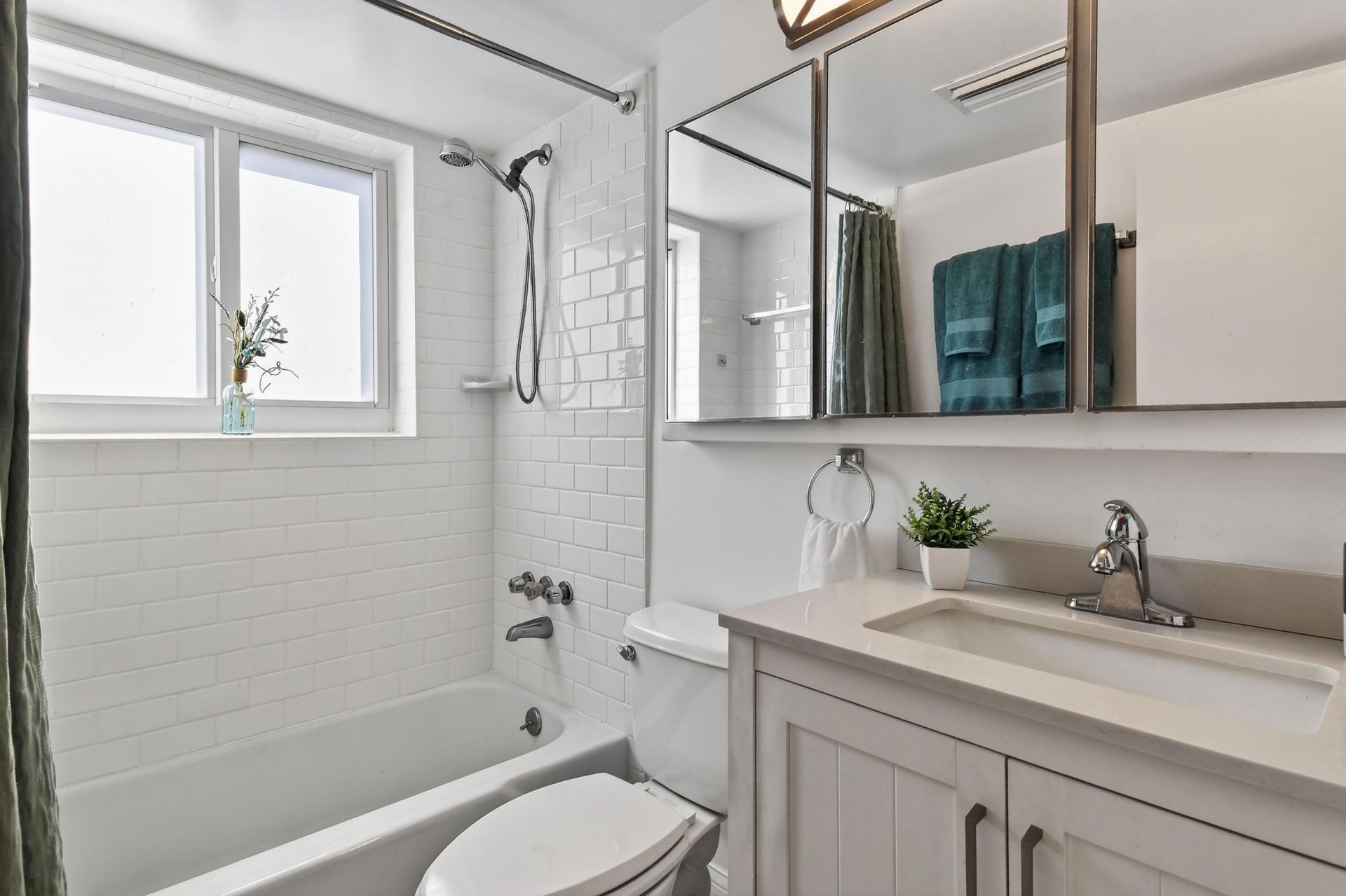 2286 Lake Osborne Drive, Unit Apt. 4, Lake Worth Beach, FL 33461 Photo