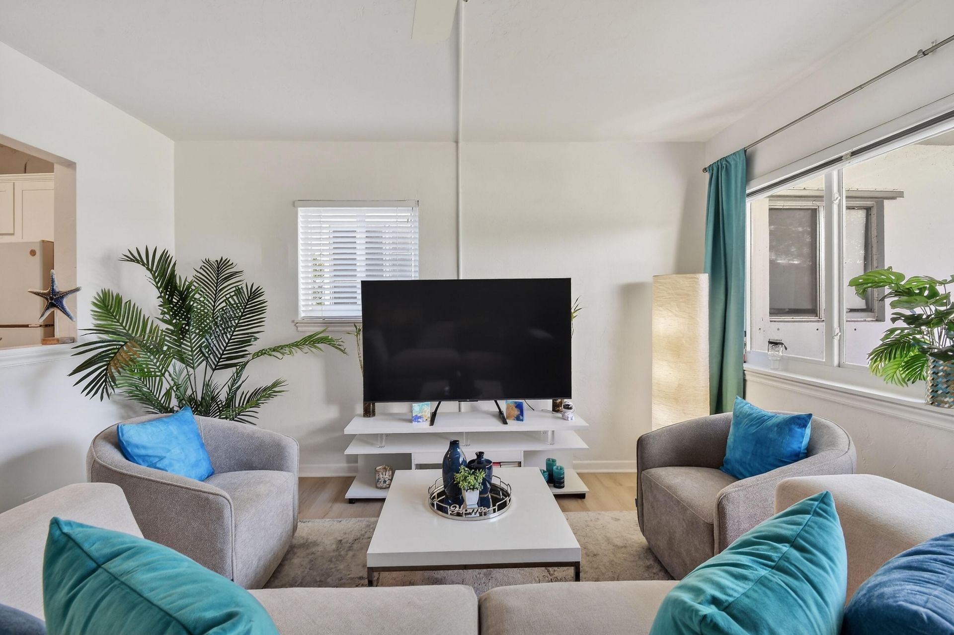 2286 Lake Osborne Drive, Unit Apt. 4, Lake Worth Beach, FL 33461 Photo