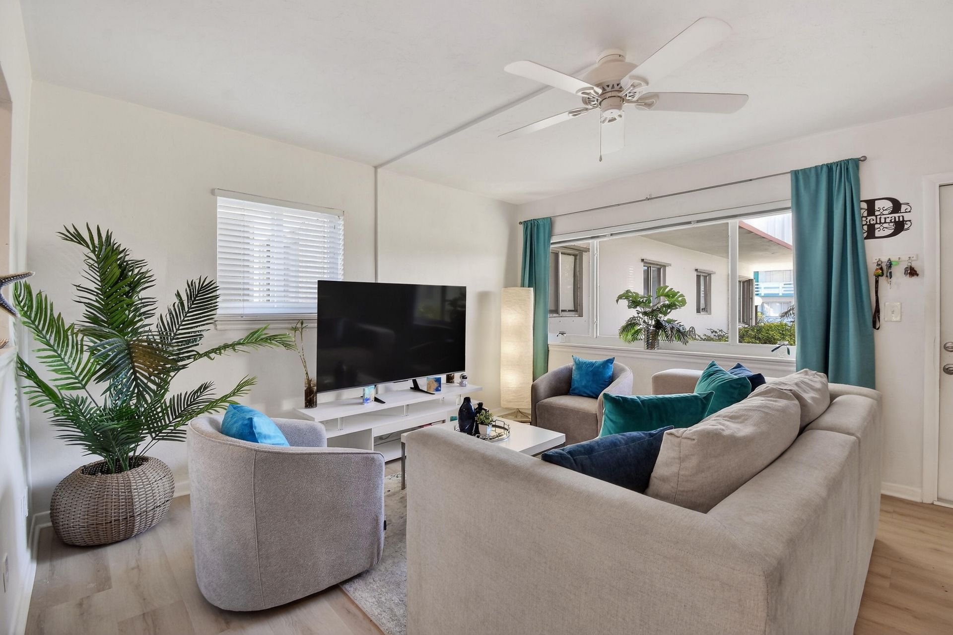 2286 Lake Osborne Drive, Unit Apt. 4, Lake Worth Beach, FL 33461 Photo