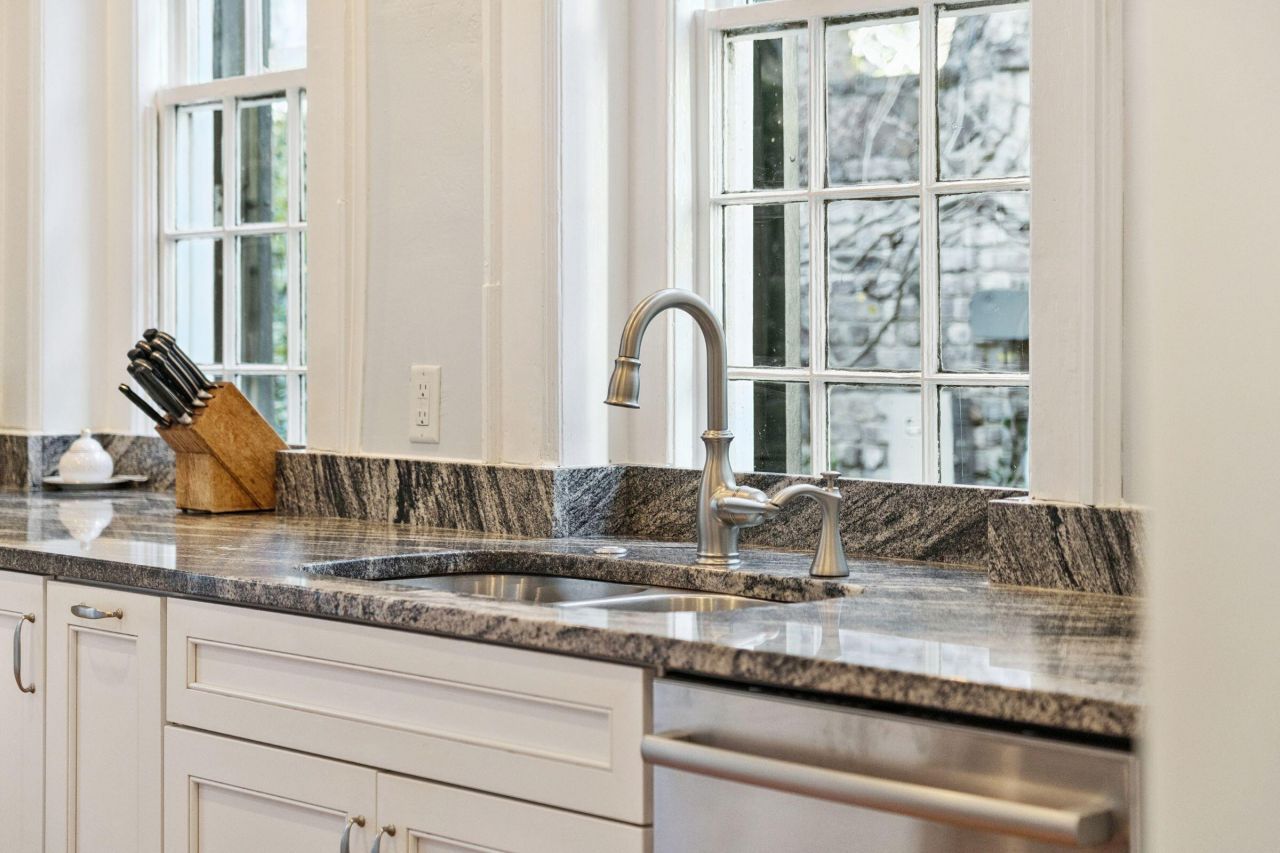 79 Church Street Photo 20