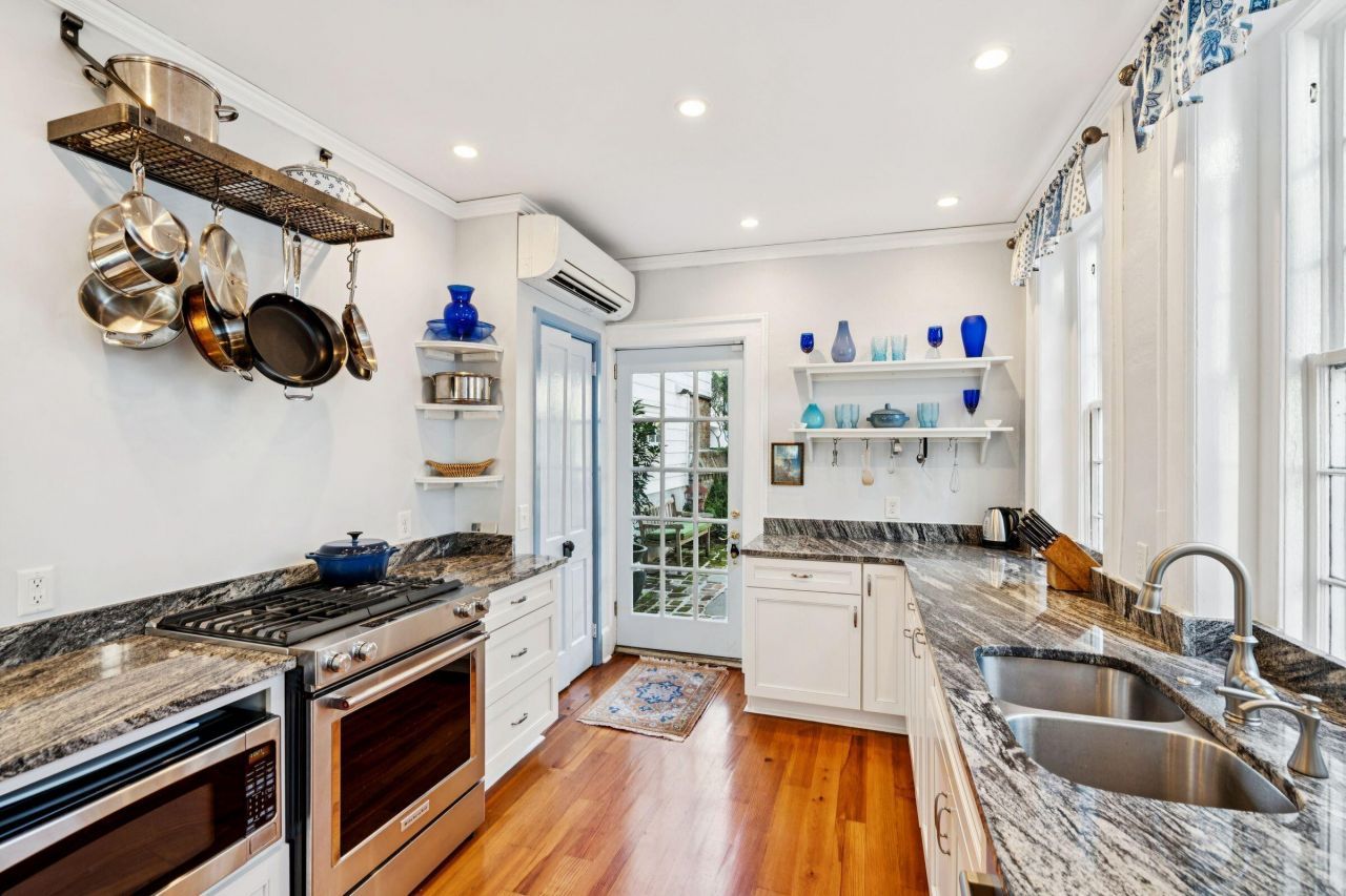 79 Church Street Photo 21