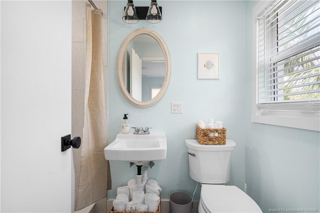 901 SE Madison Avenue, Stuart, FL 34996 Photo