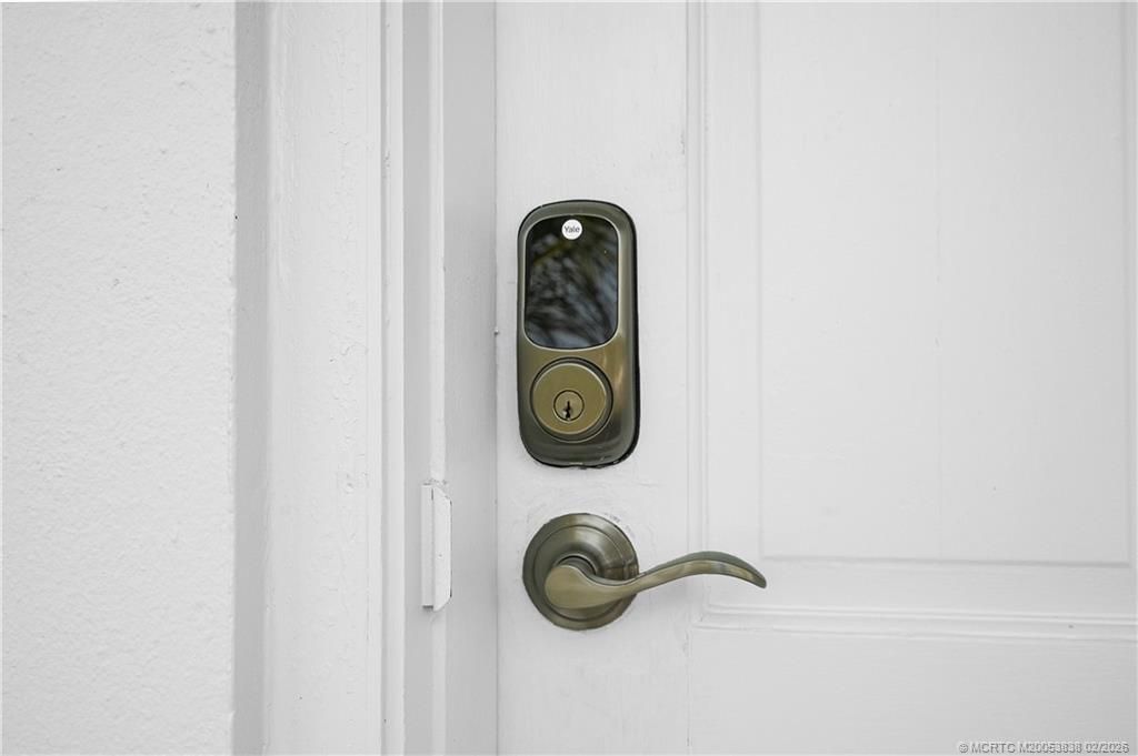 901 SE Madison Avenue, Stuart, FL 34996 Photo