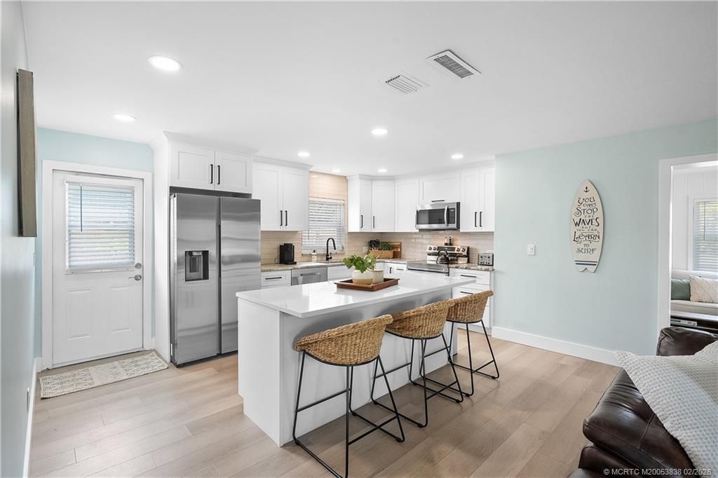 901 SE Madison Avenue, Stuart, FL 34996 Photo