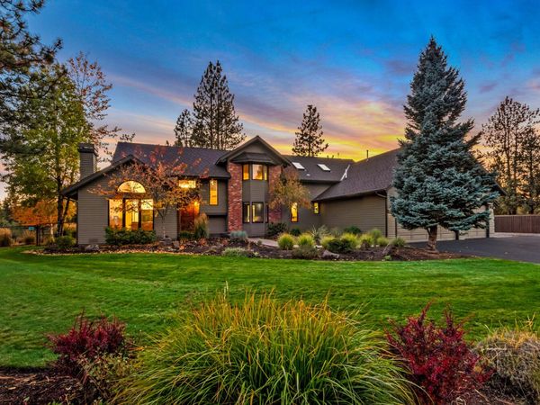 20397 Pine Vista Drive, Bend, OR 97702