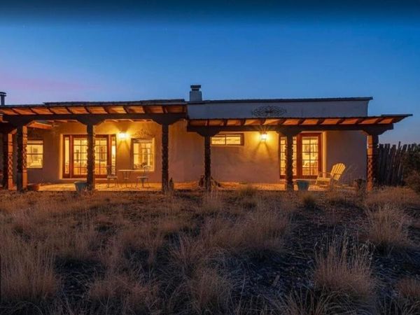 176 Haozous Road, Santa Fe, NM 87508