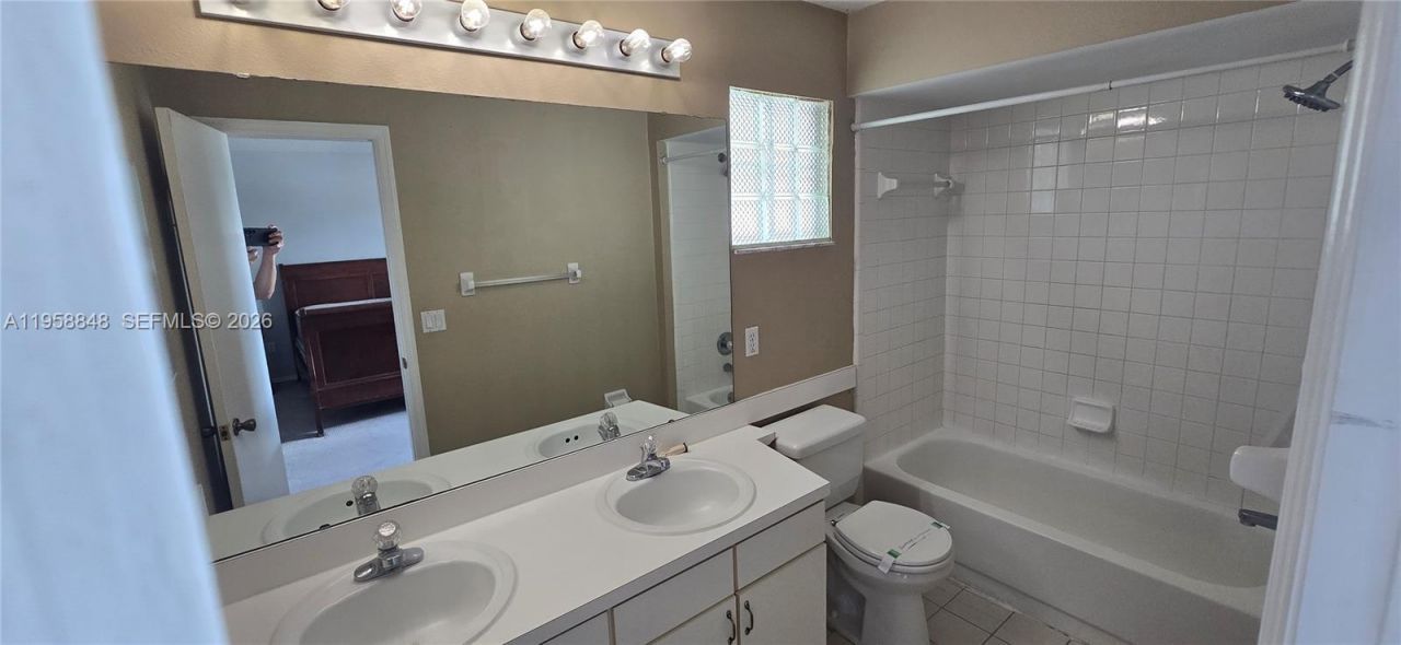 3234 Brewster Dr, Kissimmee, FL 34743 Photo