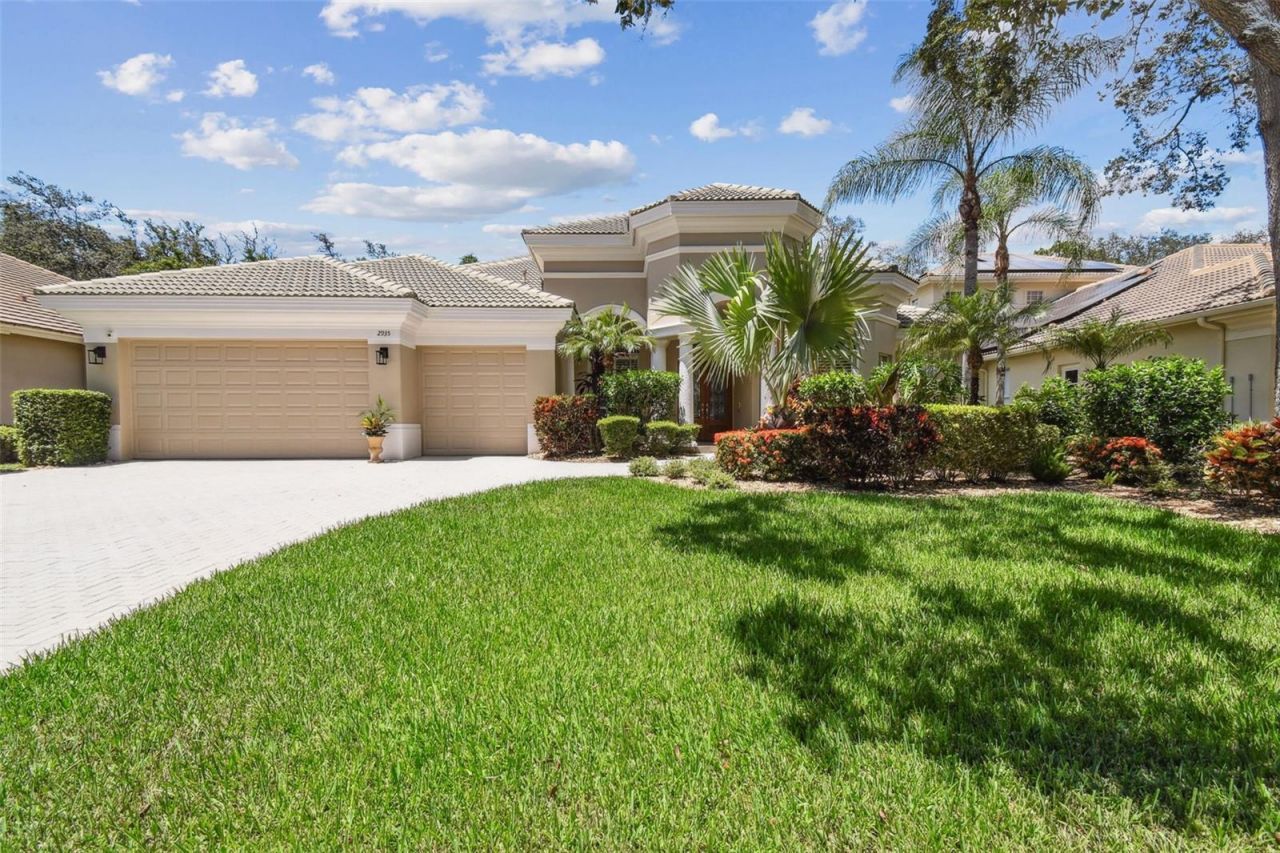 2935 Grey Oaks Boulevard, Tarpon Springs, FL 34688 Photo