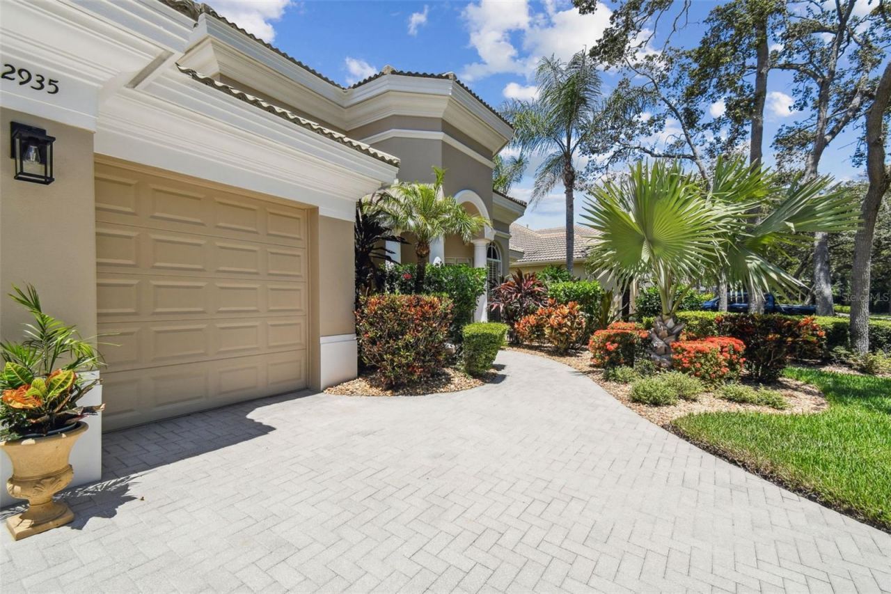 2935 Grey Oaks Boulevard, Tarpon Springs, FL 34688 Photo