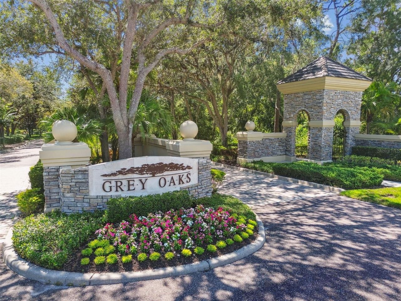 2935 Grey Oaks Boulevard, Tarpon Springs, FL 34688 Photo