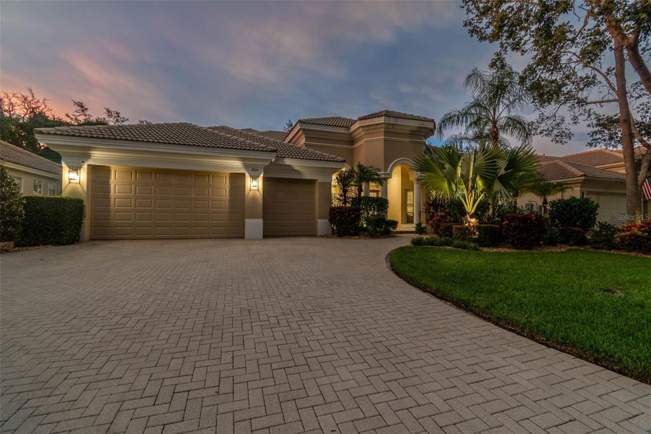 2935 Grey Oaks Boulevard, Tarpon Springs, FL 34688 Photo