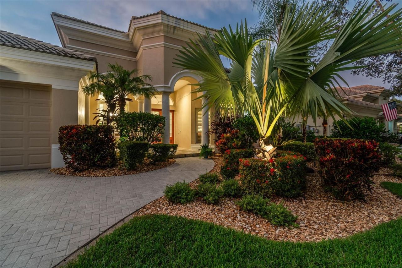 2935 Grey Oaks Boulevard, Tarpon Springs, FL 34688 Photo