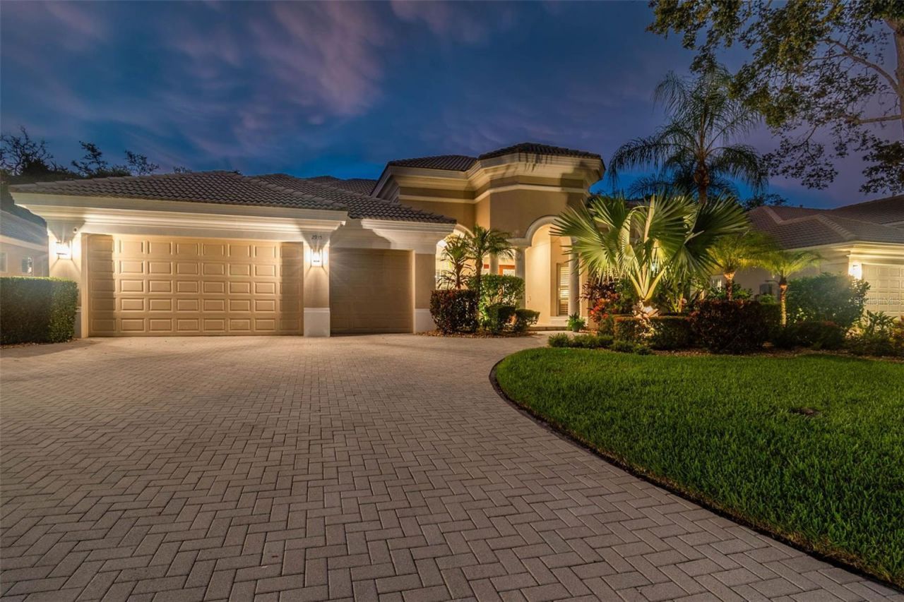2935 Grey Oaks Boulevard, Tarpon Springs, FL 34688 Photo