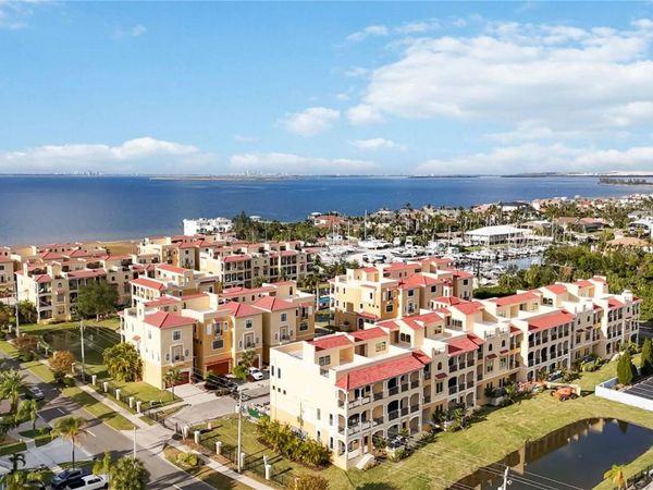 6424 MARGARITA SHORES LANE, Unit B31, APOLLO BEACH, FL 33572