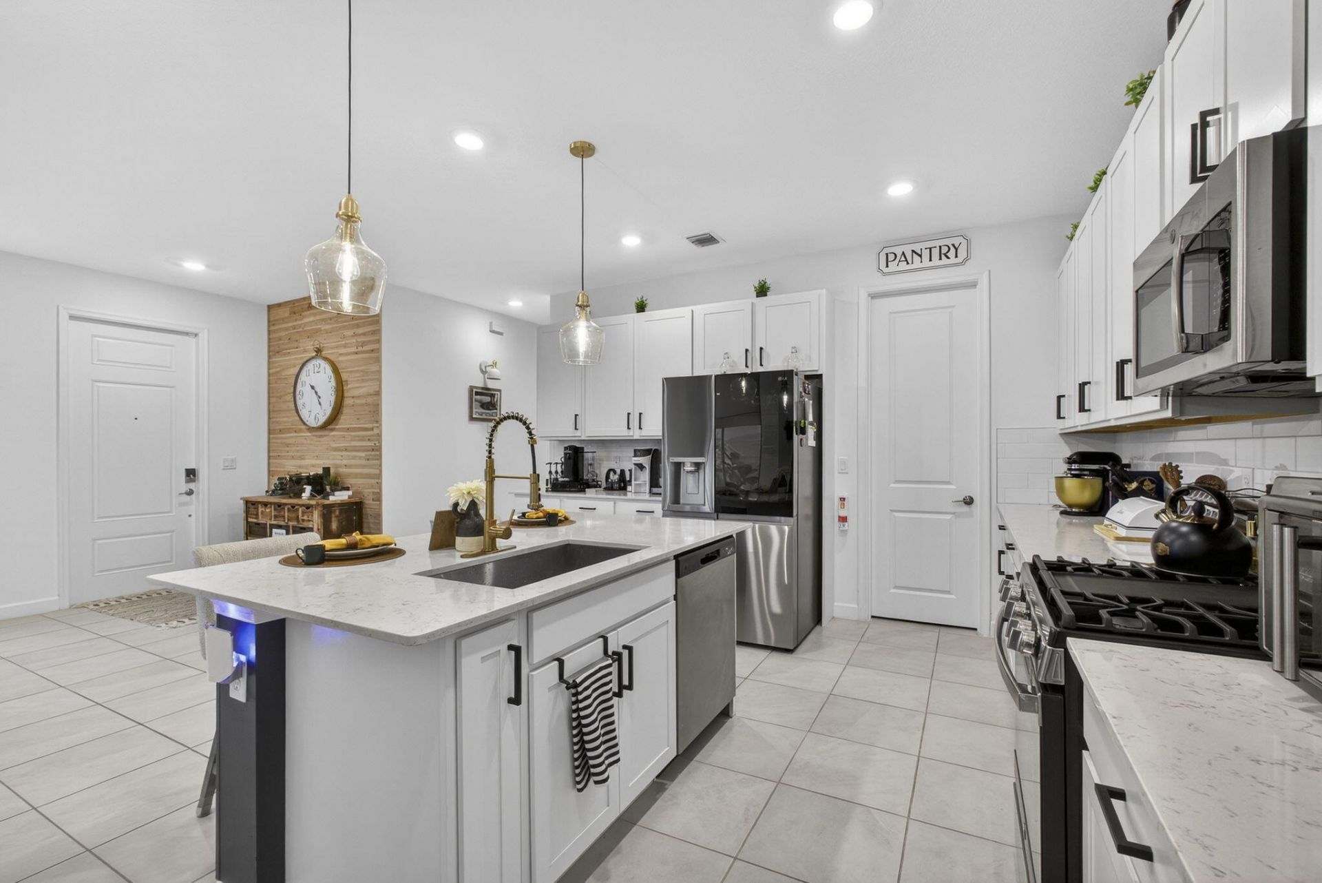 1333 Haywagon Trail, Loxahatchee, FL 33470 Photo