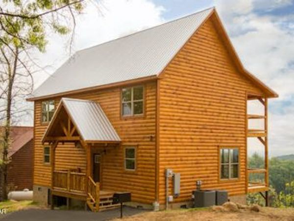 1829 Wild Pine Way, Sevierville, TN 37876