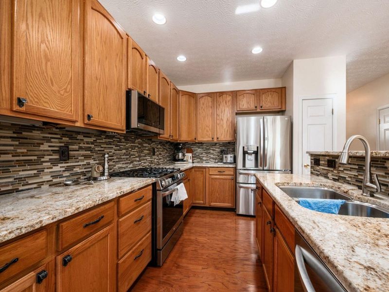 3273 Belstone Drive, Grove City, OH 43123 Photo 10