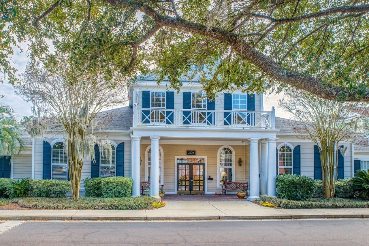 2322 Chatelain Way Photo 27