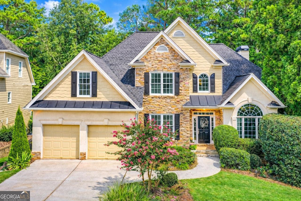 994 Fairview Club Circle, Dacula, GA 30019 Main Photo