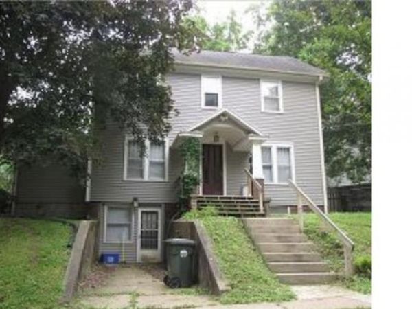 1123 E Washington St, Iowa City, IA 52245