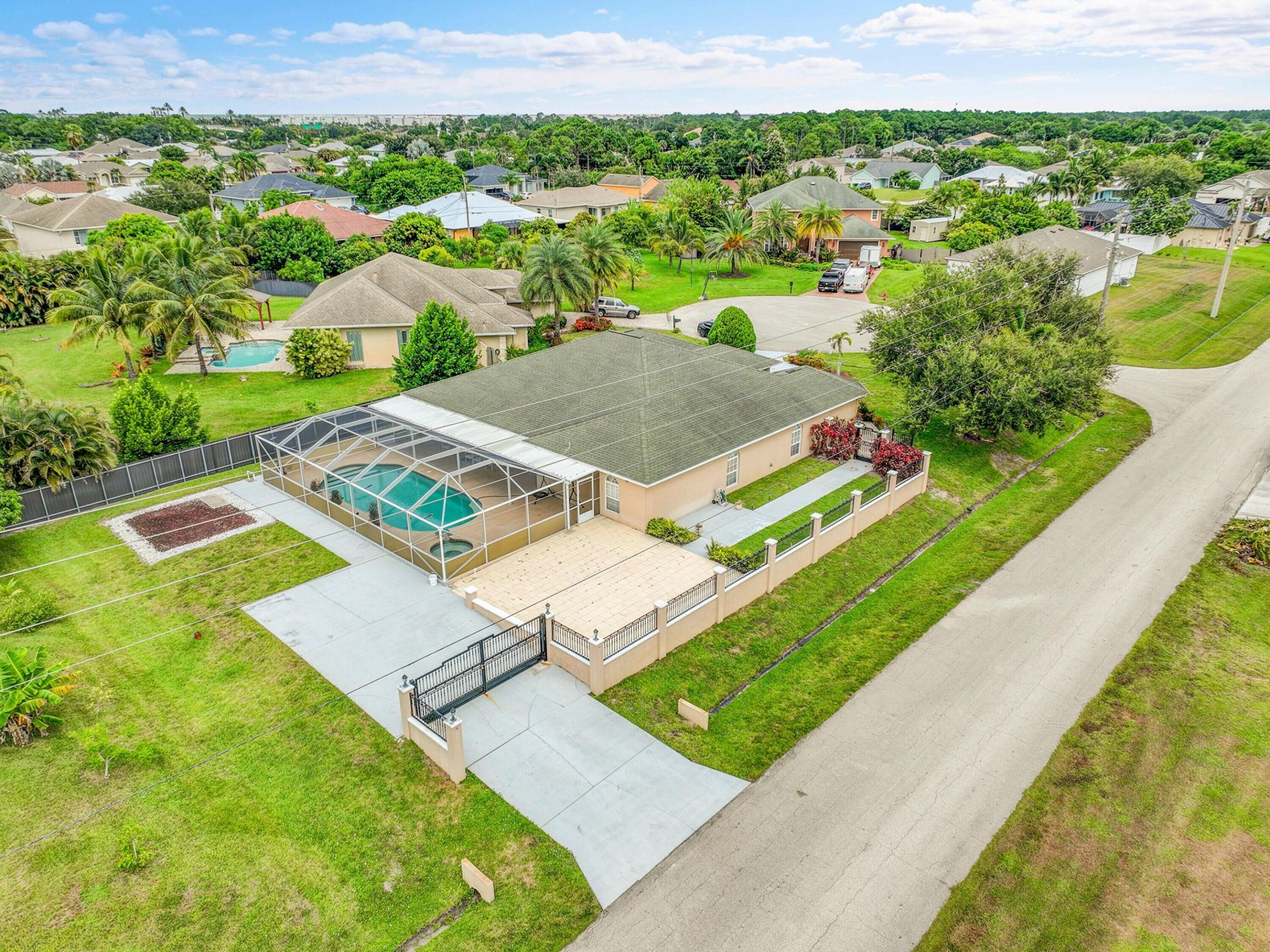 1402 SW Doe Court, Port Saint Lucie, FL 34953 Photo