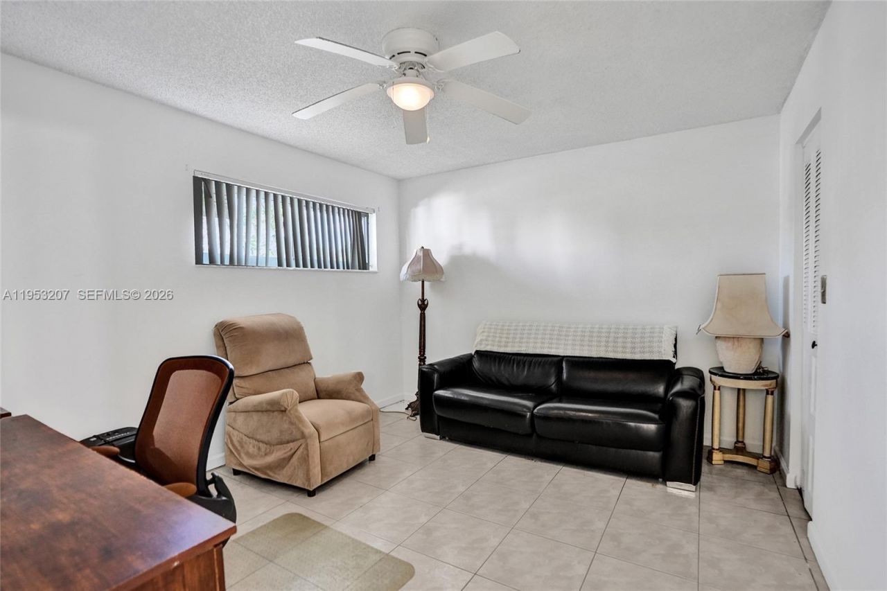 3511 E Inverrary Dr, Unit 107, Lauderhill, FL 33319 Photo