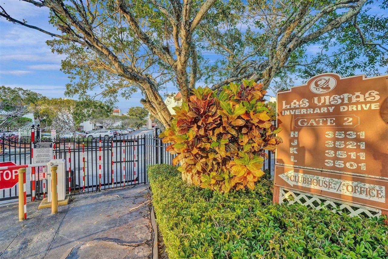 3511 E Inverrary Dr, Unit 107, Lauderhill, FL 33319 Photo