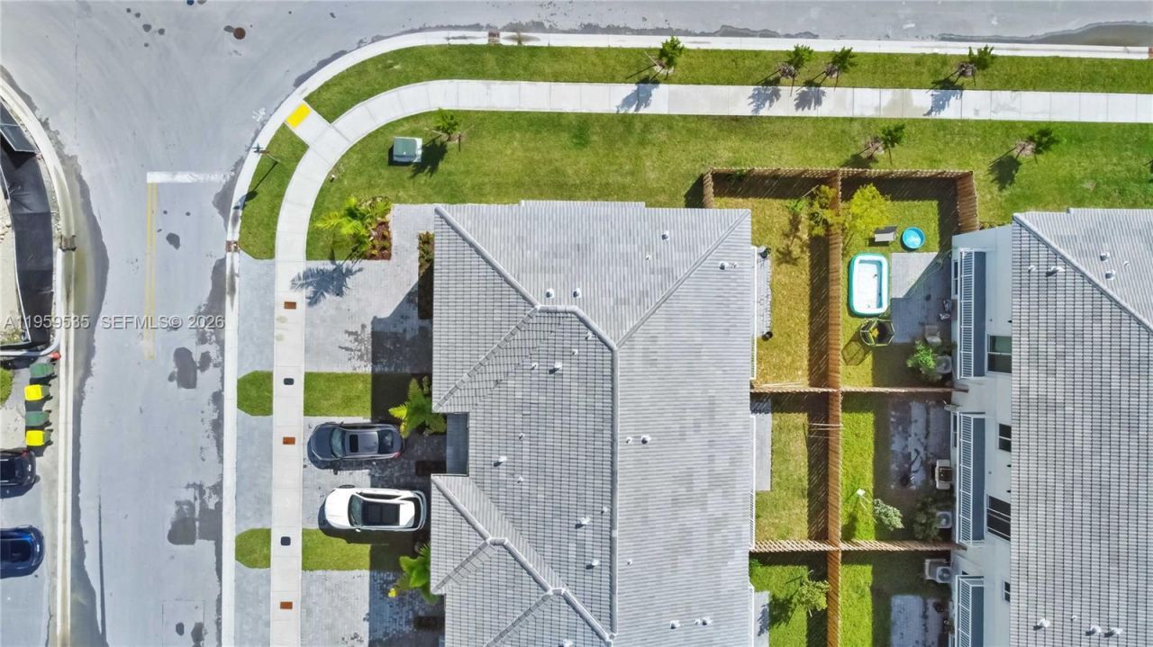 760 SE 13th Ct , Homestead, FL 33034 Photo