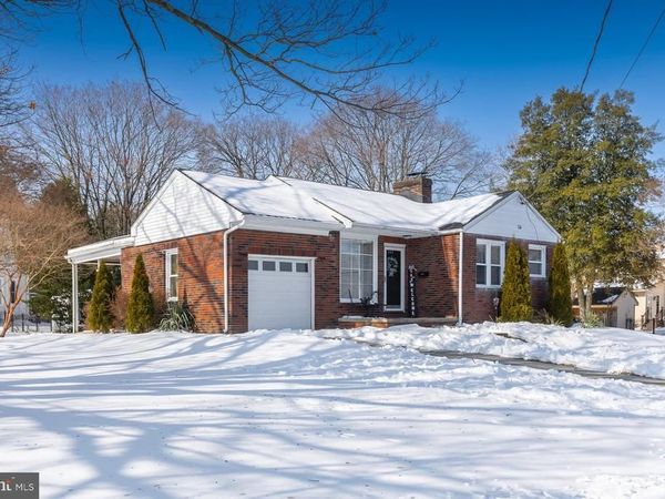 643 W JERSEY AVENUE, WOODBURY HEIGHTS, NJ 08097