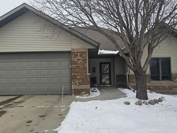 110 Hamilton Circle, Aberdeen, SD 57401