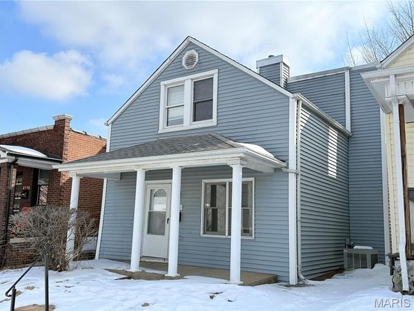 4552 Ray Avenue, St Louis, MO 63116