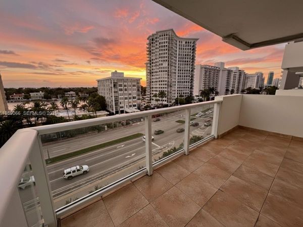 5601 Collins Ave , Unit 720, Miami Beach, FL 33140