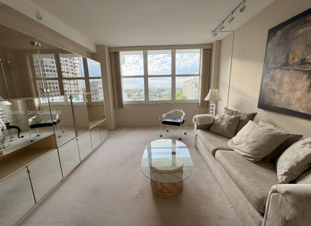 5601 Collins Ave, Unit 720, Miami Beach, FL 33140 Photo