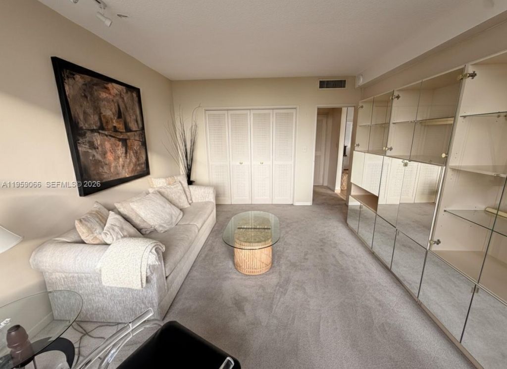 5601 Collins Ave, Unit 720, Miami Beach, FL 33140 Photo