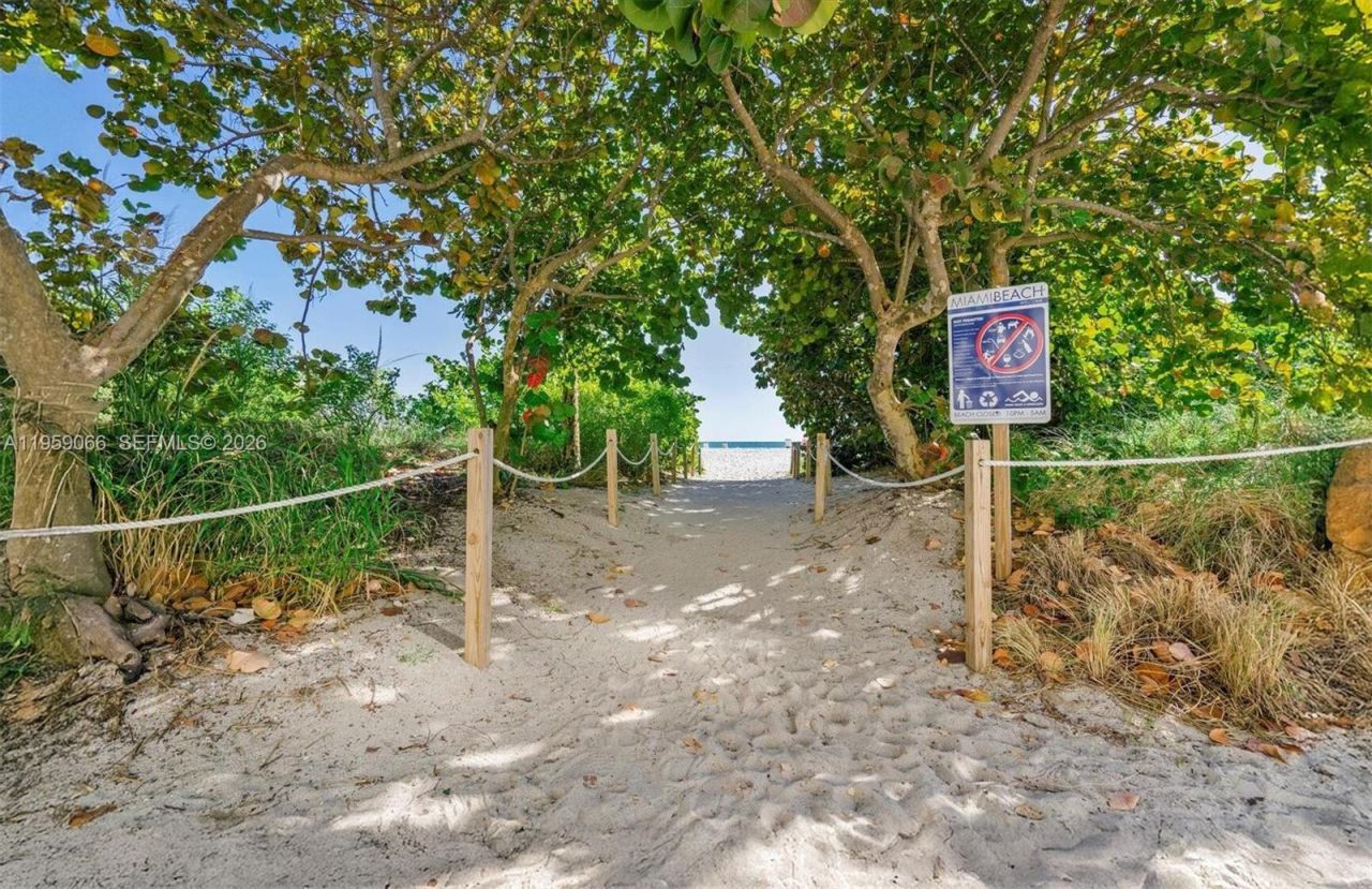 5601 Collins Ave, Unit 720, Miami Beach, FL 33140 Photo