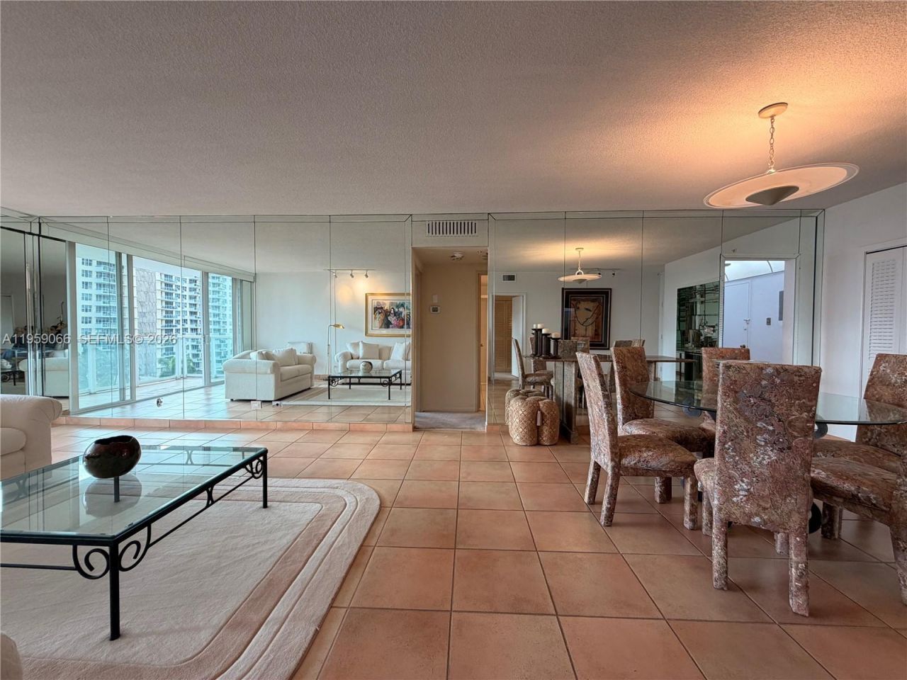 5601 Collins Ave, Unit 720, Miami Beach, FL 33140 Photo
