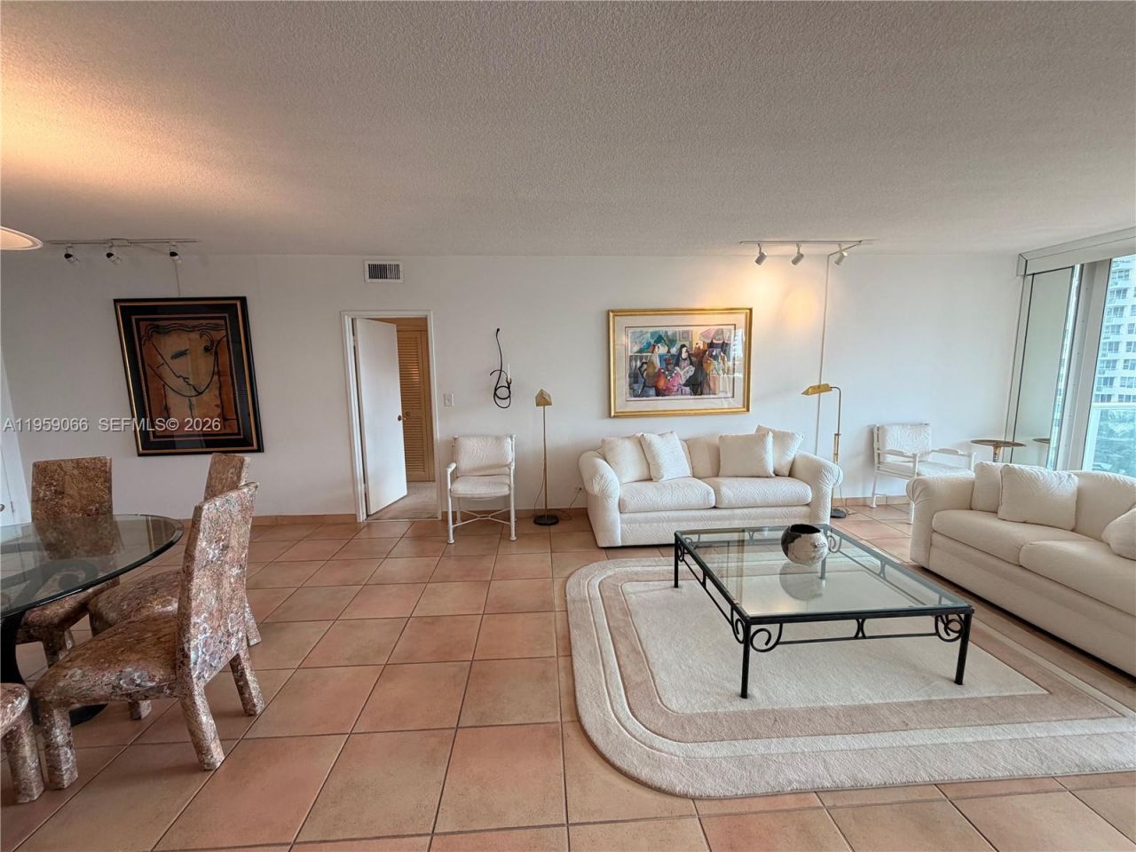 5601 Collins Ave, Unit 720, Miami Beach, FL 33140 Photo