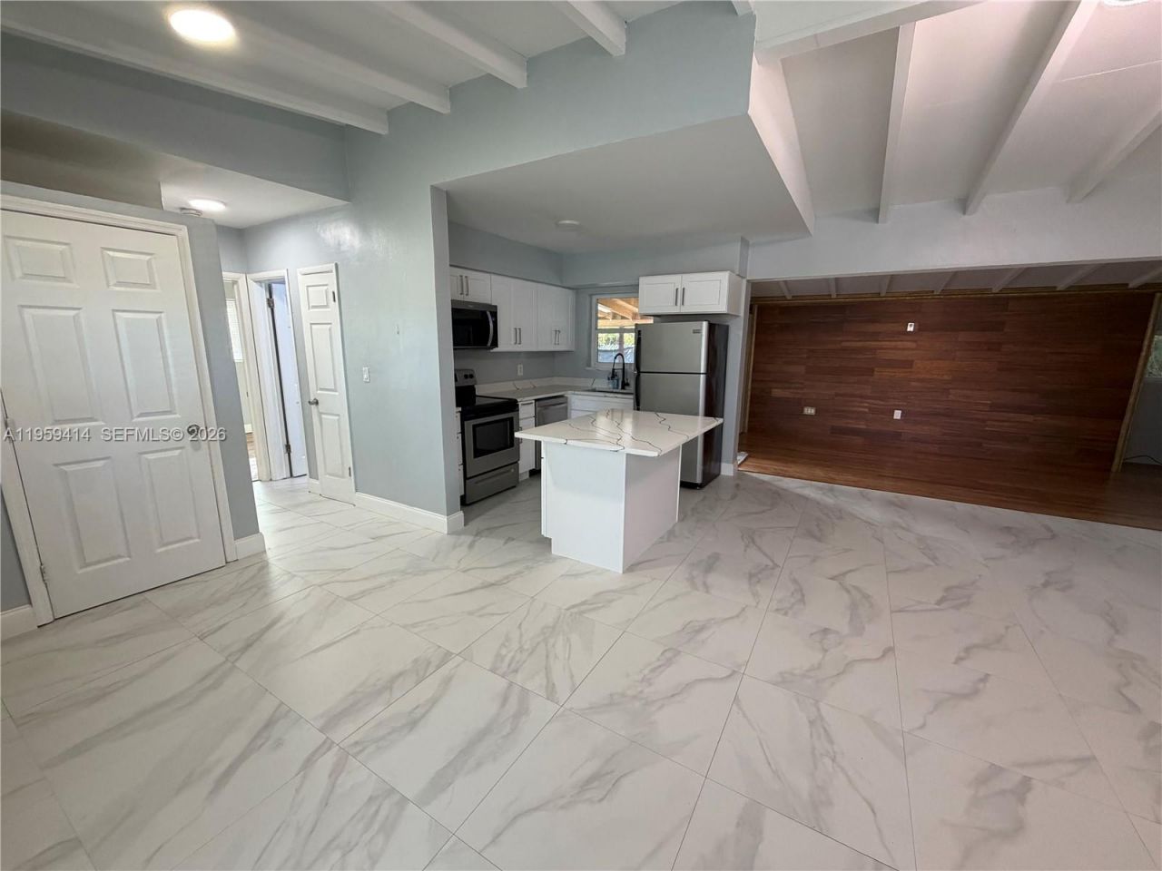 4210 SW 10th St, Plantation, FL 33317 Photo