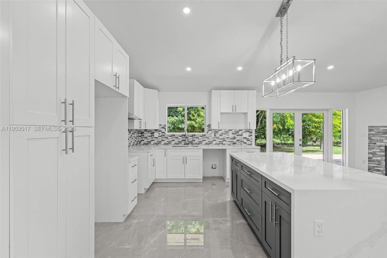 21991 SW 252nd St , Homestead, FL 33031 Photo